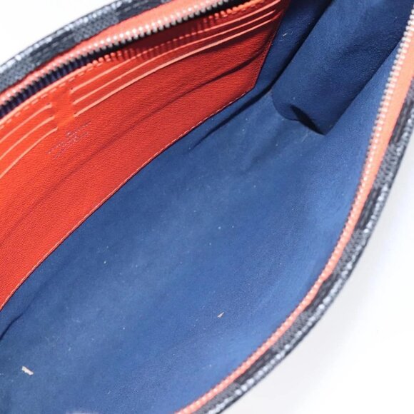 LOUIS VUITTON Epi Pochette Voyager MM Pouch Blue M62912 LV Auth 127163 - Picture 10 of 16